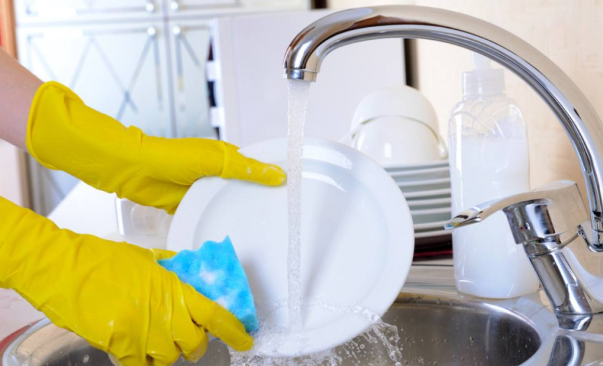 手洗碗一年损失至少1万